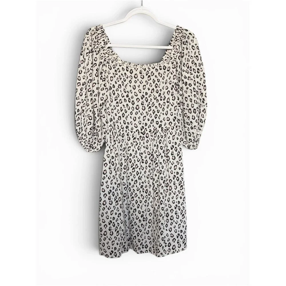 New Billabong Cream Dress with Black and Pink Leopard Print. Size Medium
